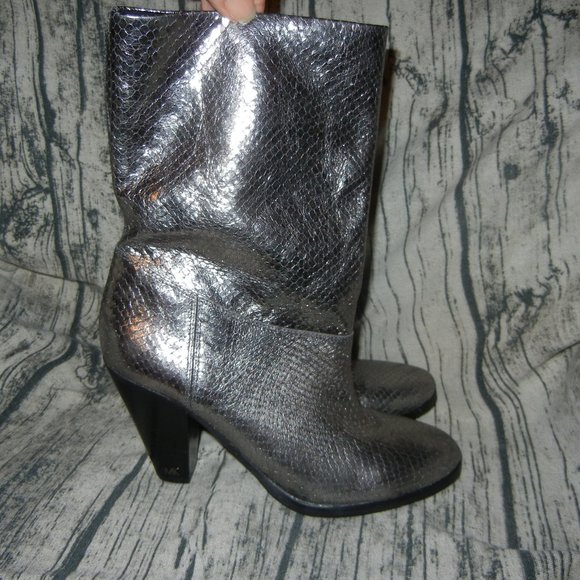 New 6.5 MICHAEL KORS Metallic Silver Booties Divia - Picture 1 of 7